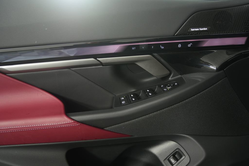 Certified 2025 BMW 540i xDrive 540i xDrive image 9