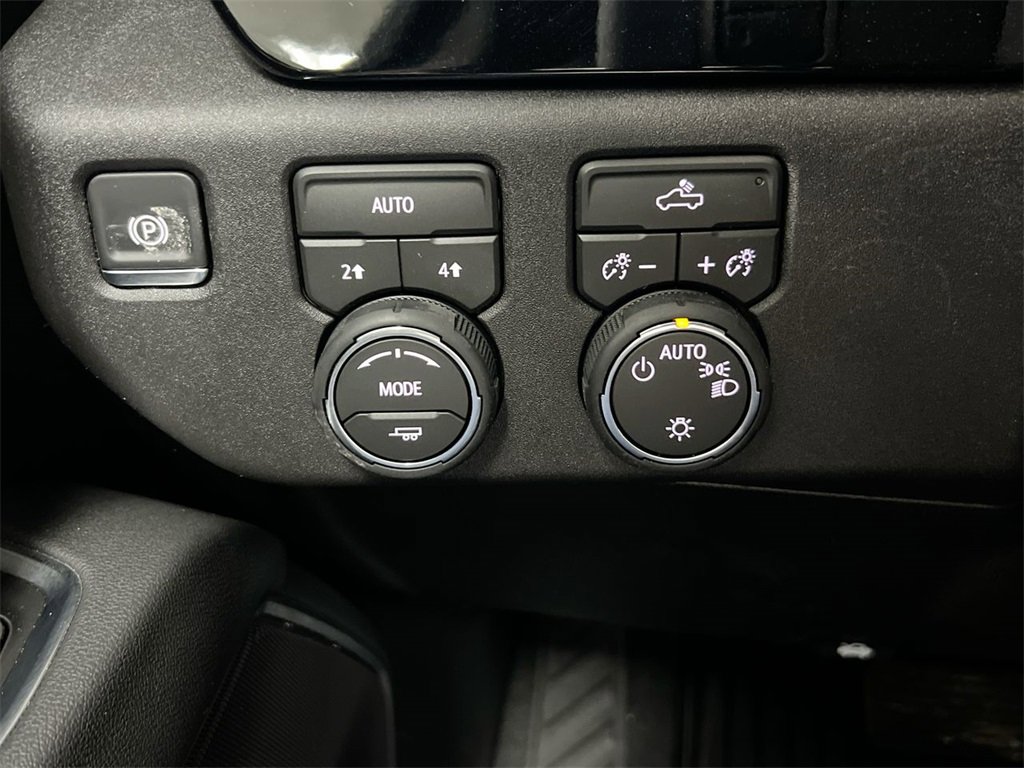 New 2026 Chevrolet Silverado 1500 LT image 18