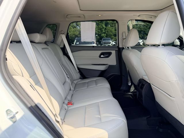 Certified 2023 Nissan Rogue SL w/ SL Premium Package AWD/4WD image 11