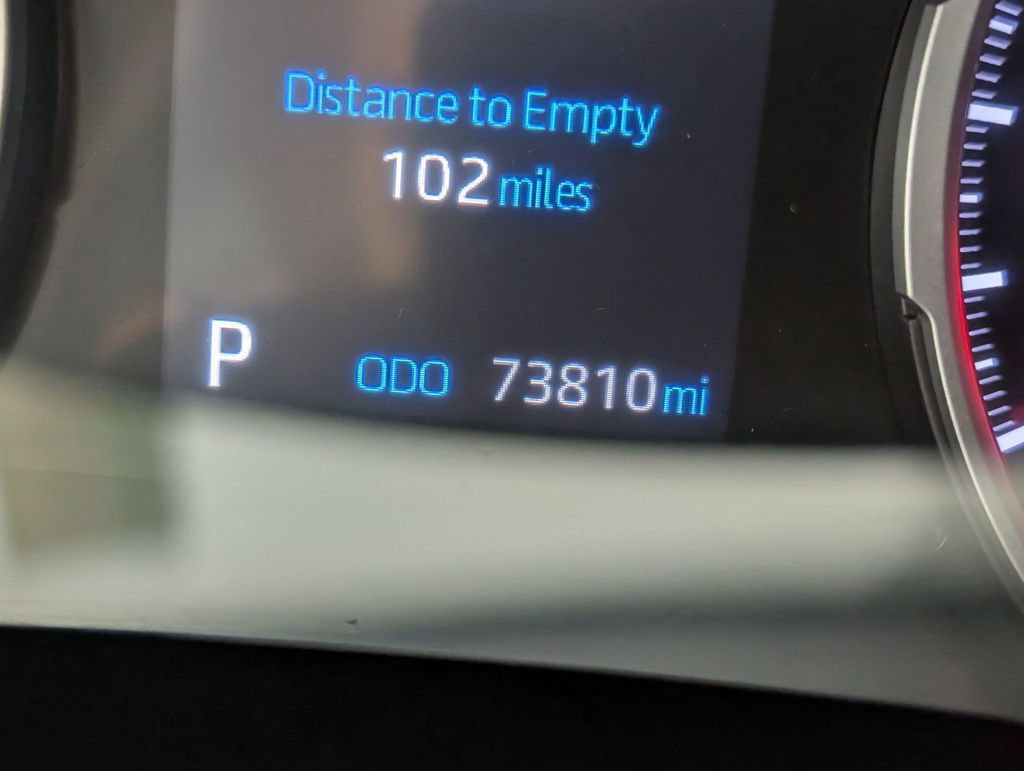 Used 2022 Toyota RAV4 XLE Premium AWD/4WD image 21