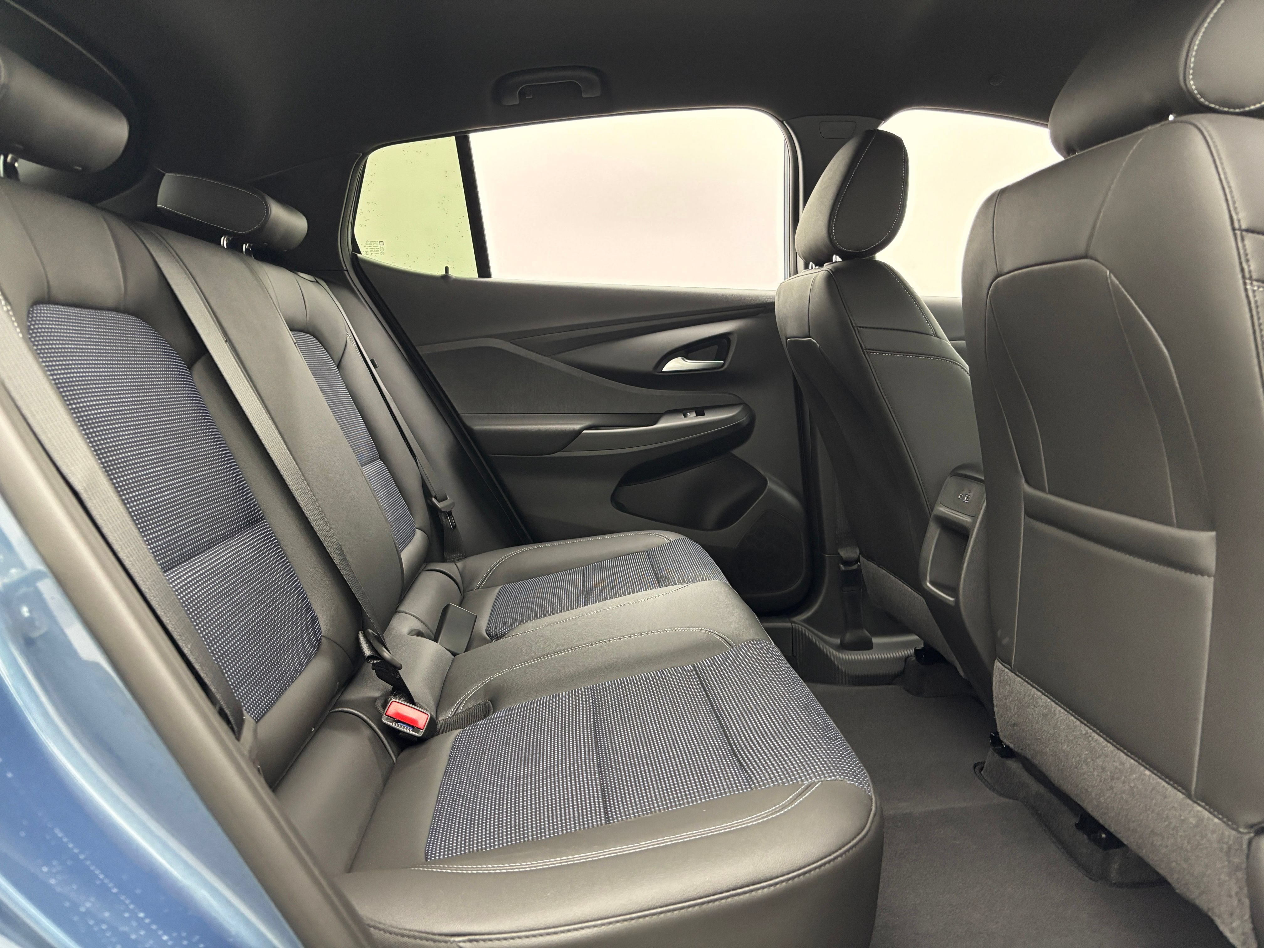 New 2026 Buick Envista Sport Touring w/ Convenience I Package FWD image 32