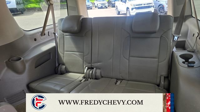 Used 2015 GMC Yukon XL SLT w/ Open Road Package AWD/4WD image 30