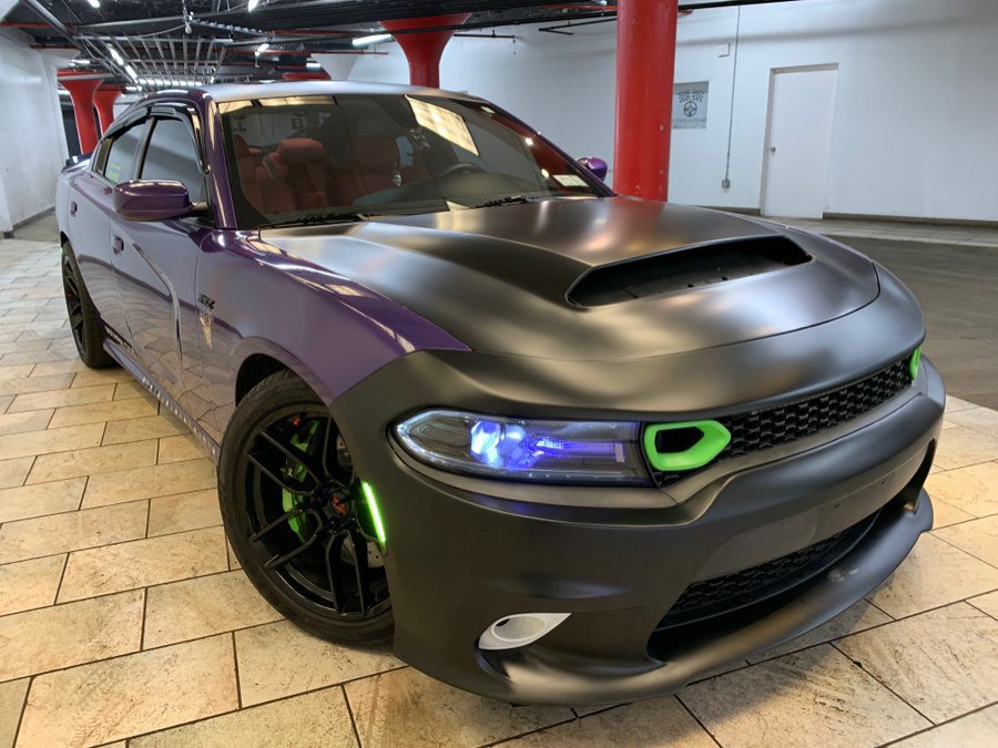 Used 2019 Dodge Charger Scat Pack w/ Daytona Edition Group image 2