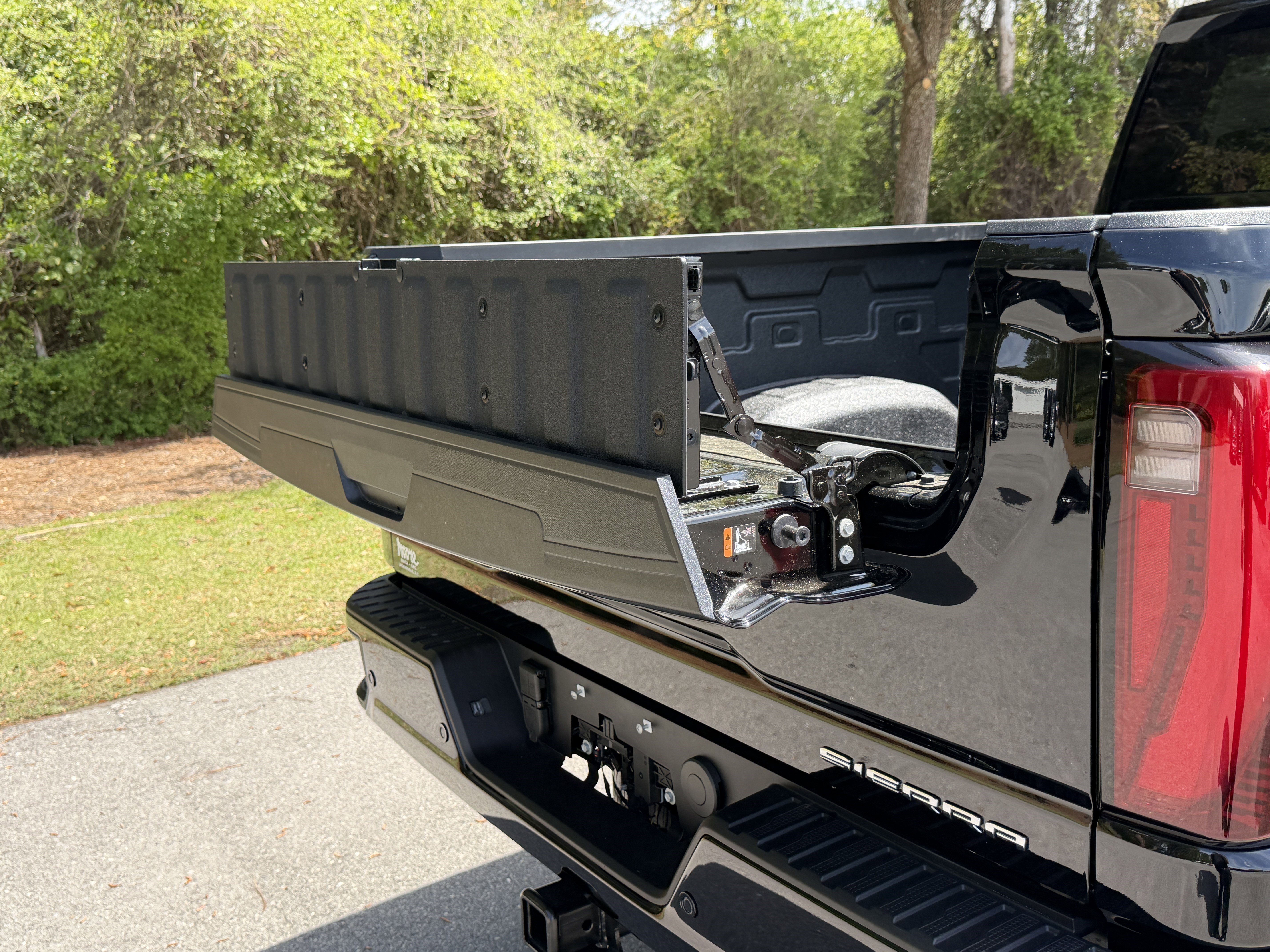 New 2026 GMC Sierra 2500 Denali w/ Denali Reserve Package image 13