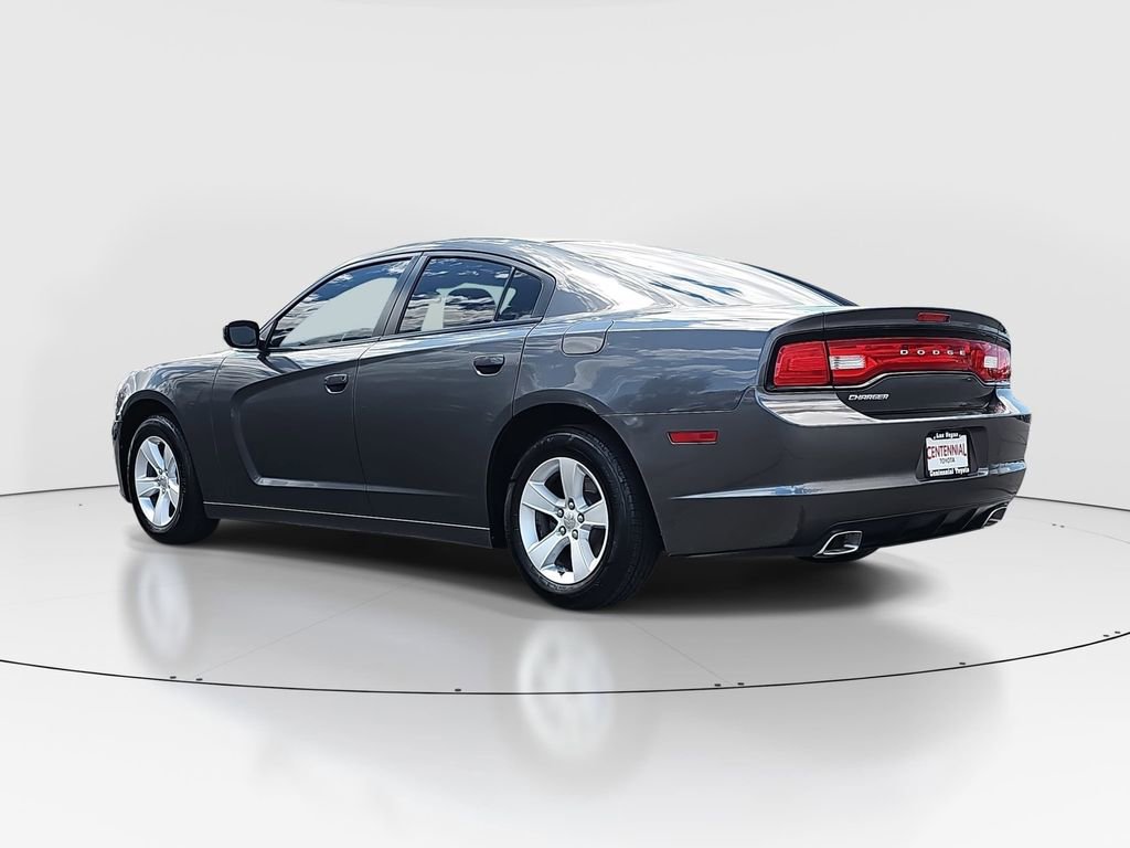 Used 2014 Dodge Charger SE RWD image 7