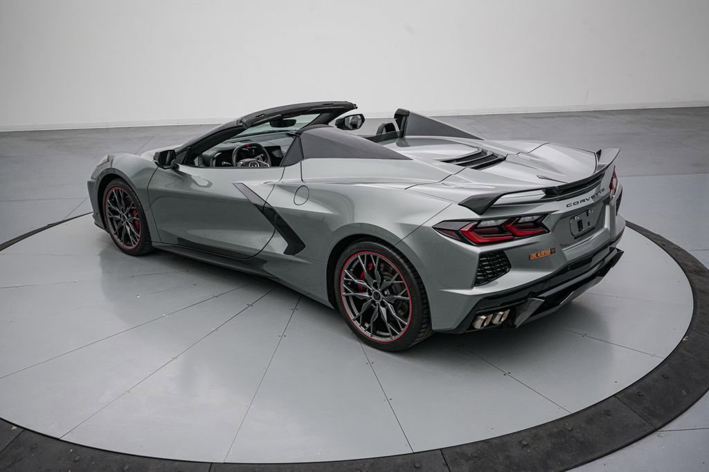Used 2022 Chevrolet Corvette Stingray Premium Conv w/ Z51 Performance Package RWD image 7