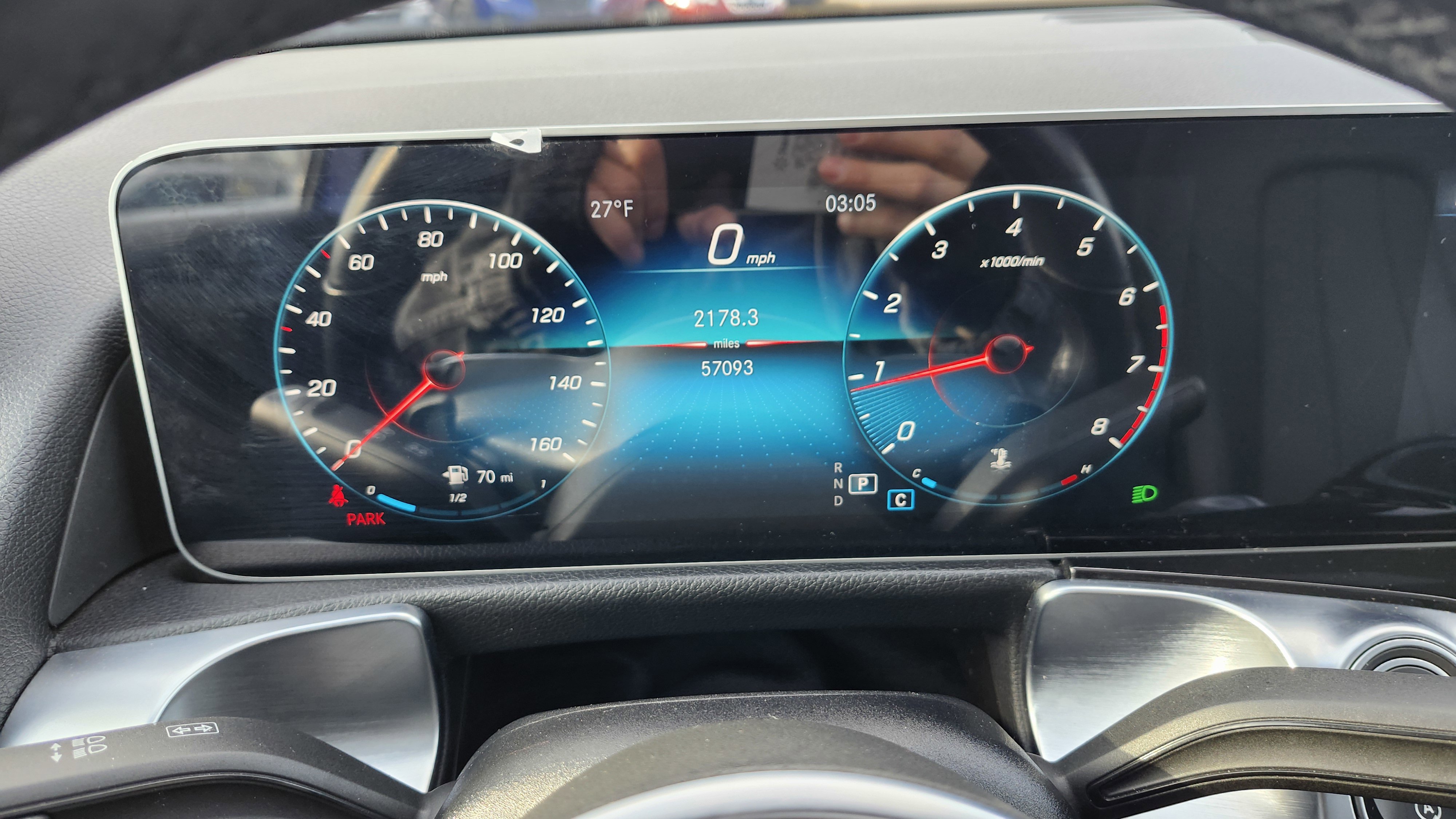 Used 2021 Mercedes-Benz GLB 250 4MATIC image 32