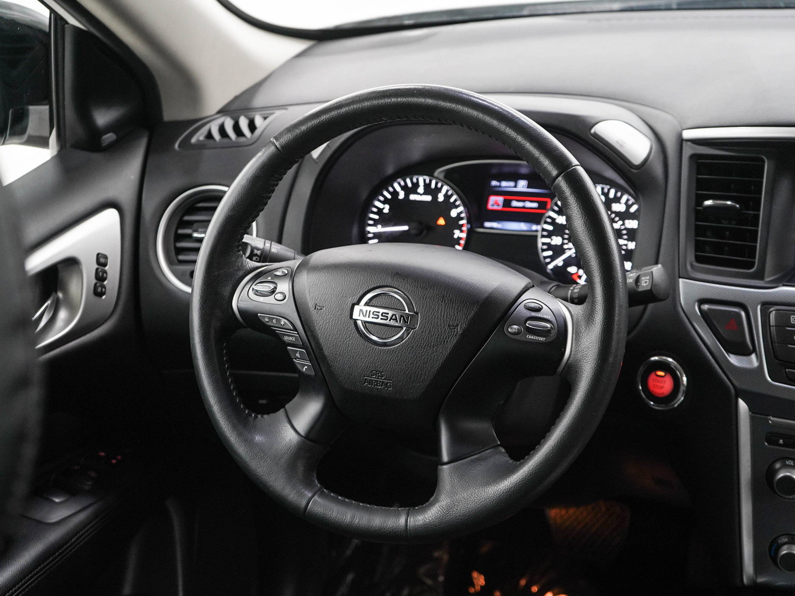 Used 2017 Nissan Pathfinder SL AWD/4WD image 14