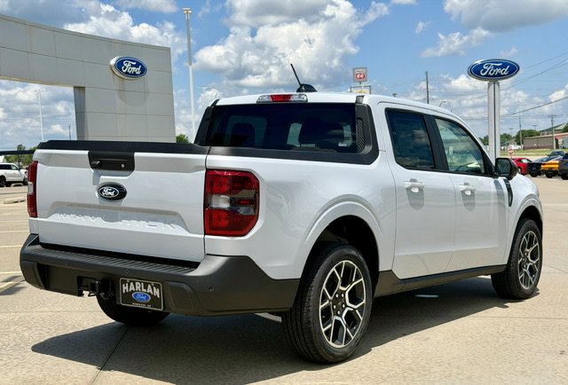 New 2026 Ford Maverick Lariat AWD/4WD image 4