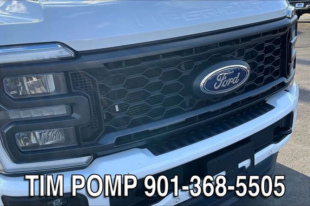 Used 2023 Ford F250 Lariat w/ Lariat Ultimate Package AWD/4WD image 32