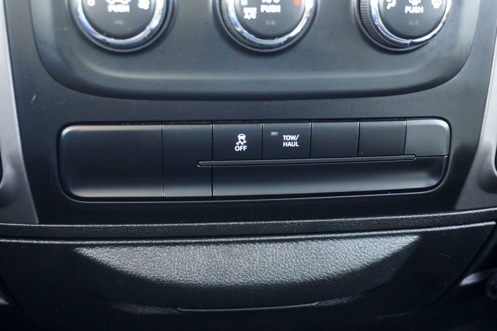 Used 2023 RAM 1500 Classic SLT image 39