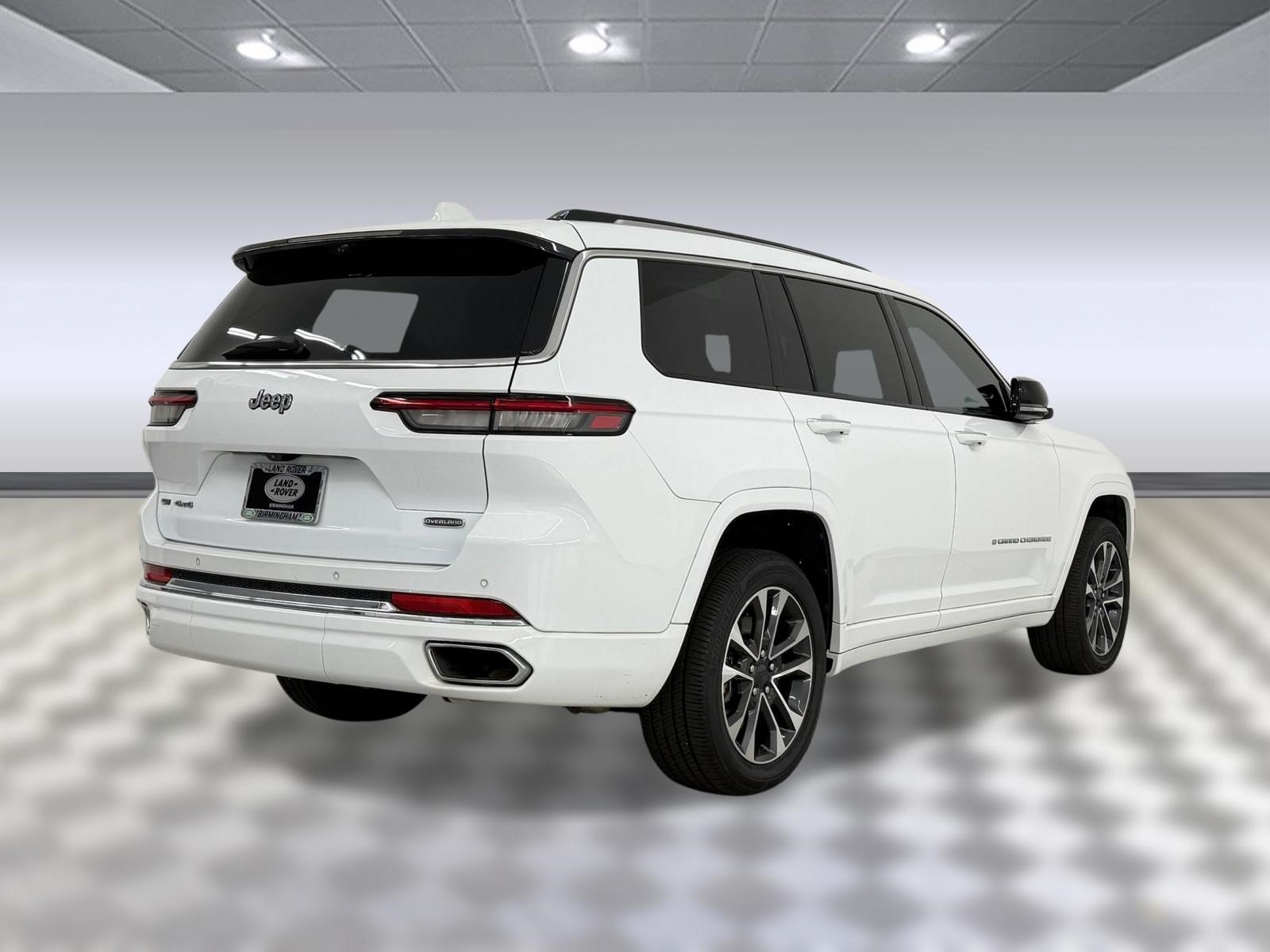 Used 2022 Jeep Grand Cherokee L Overland w/ Luxury Tech Group IV AWD/4WD image 9