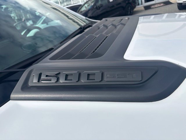 Used 2025 RAM 1500 Laramie AWD/4WD image 8