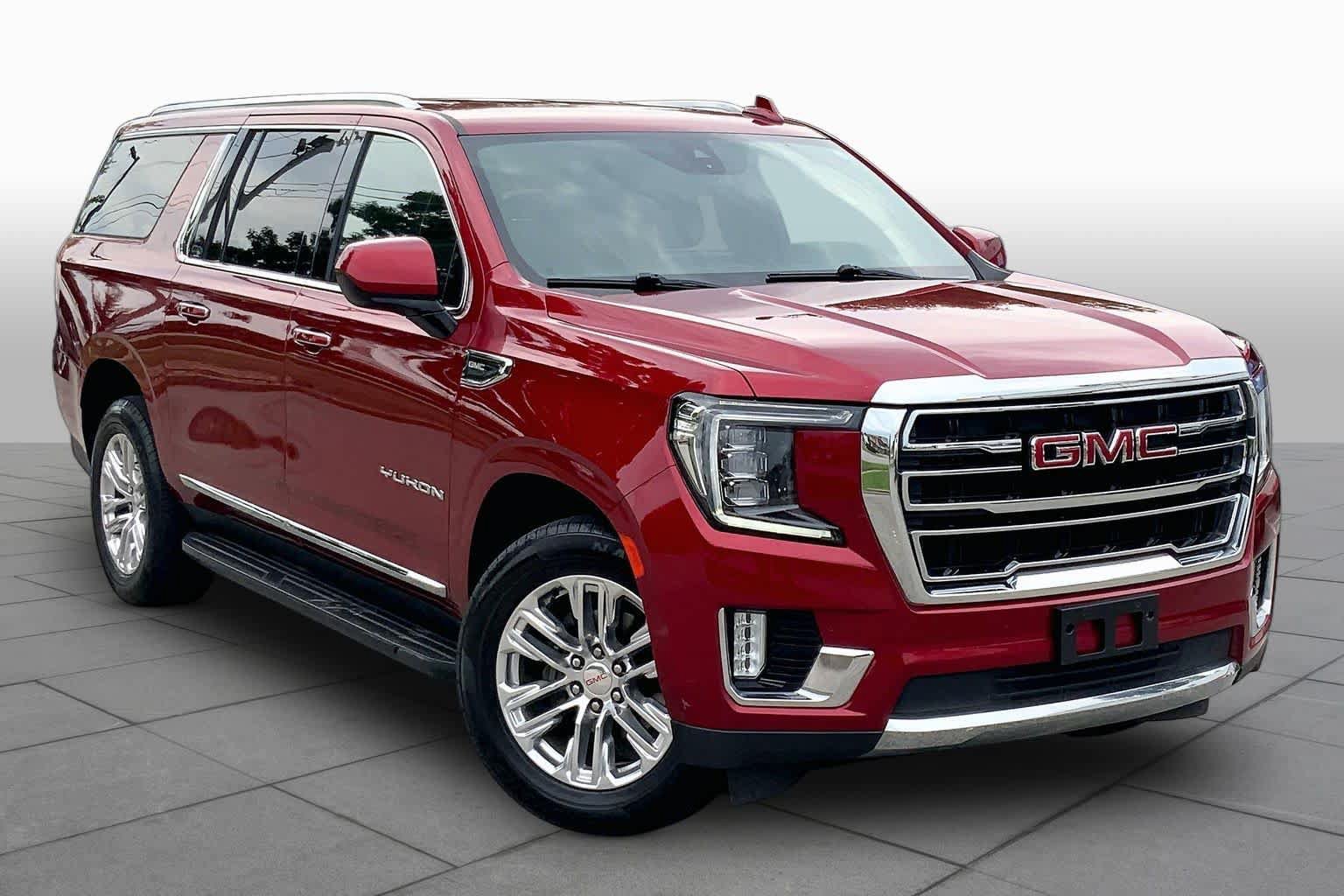 Used 2021 GMC Yukon XL SLT AWD/4WD image 3