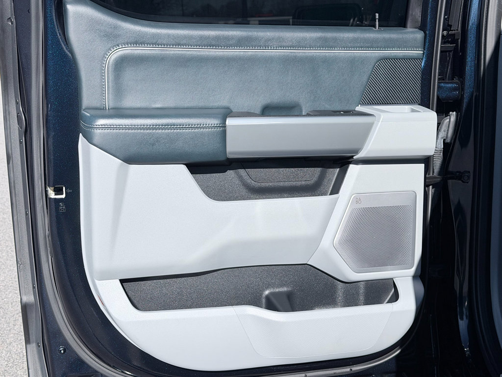Used 2022 Ford F150 Limited image 32