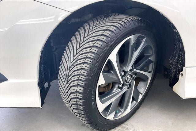 Used 2018 Toyota Corolla iM w/ All-Weather Mat Package FWD image 33