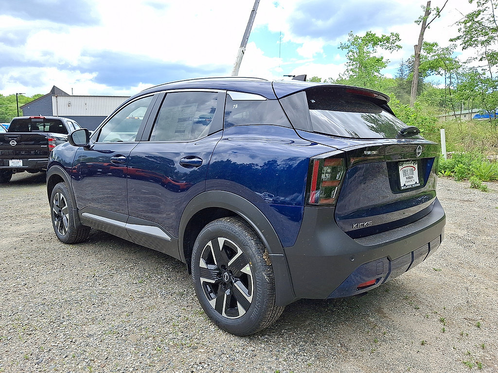 New 2026 Nissan Kicks SV w/ SV Premium Package AWD/4WD image 3