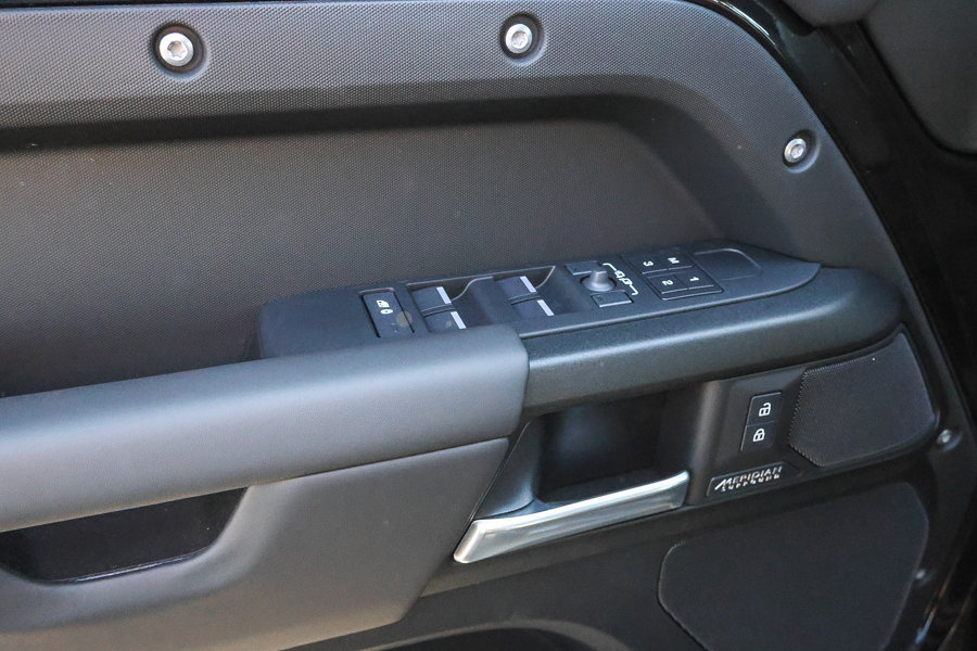 New 2026 Land Rover Defender 110 X AWD/4WD image 23