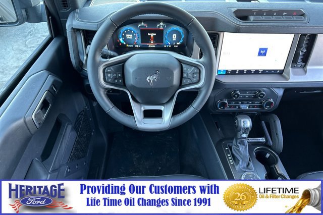 Used 2025 Ford Bronco Outer Banks w/ Sasquatch Package image 14
