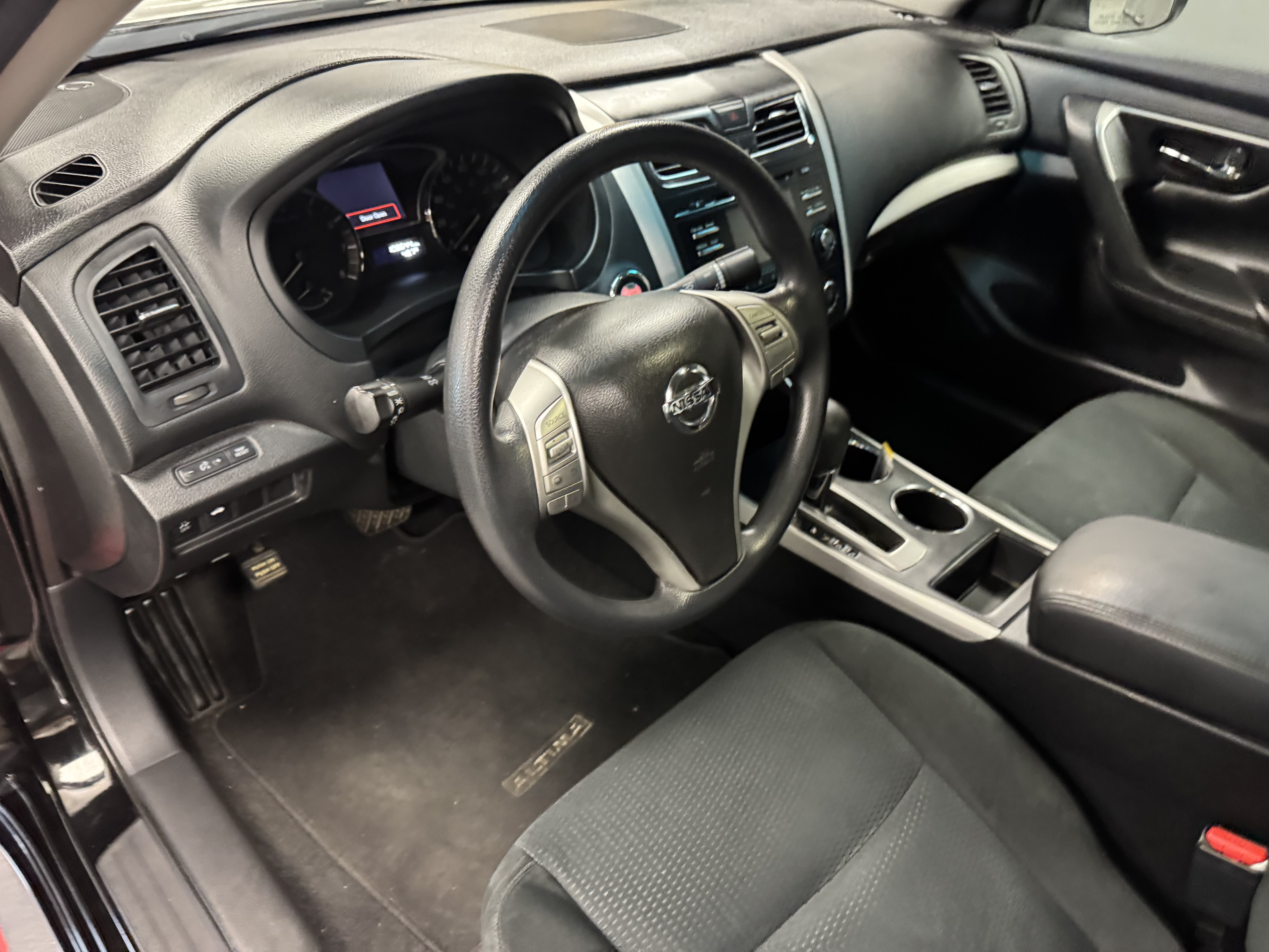 Used 2015 Nissan Altima 2.5 S w/ Power Driver Seat Package FWD image 10