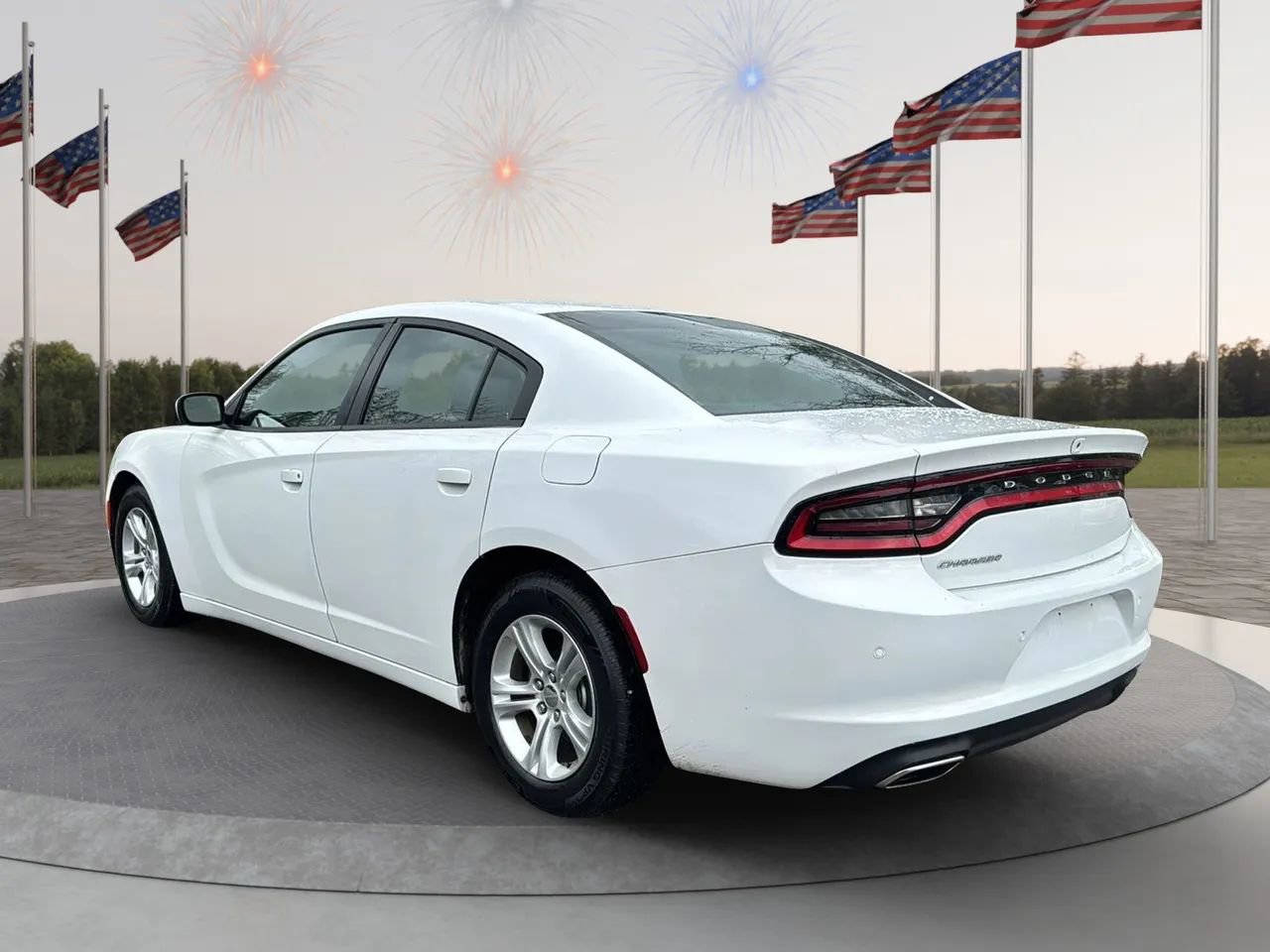 Used 2019 Dodge Charger SXT w/ Leather Interior Group image 7