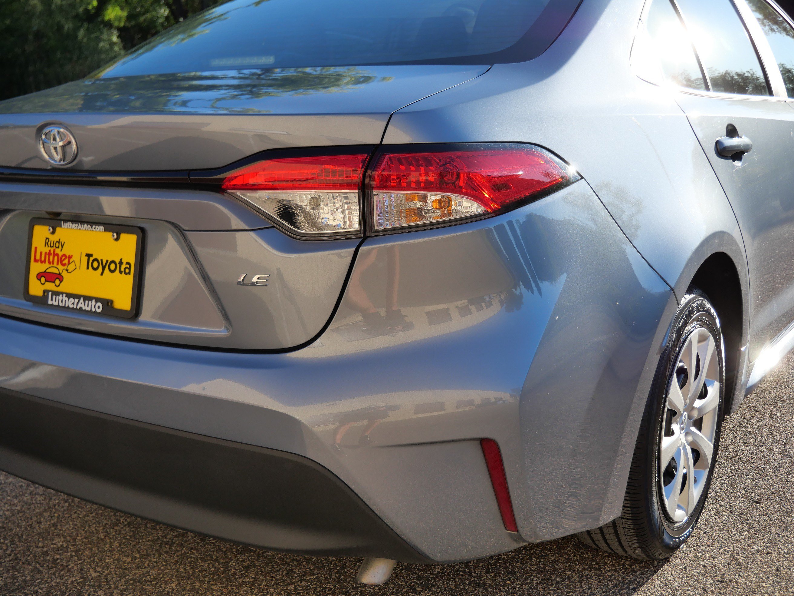 Certified 2026 Toyota Corolla LE FWD image 18