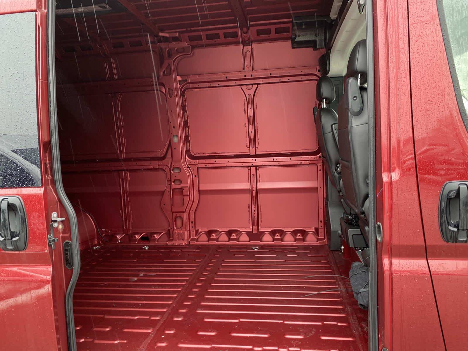 Used 2025 RAM ProMaster 3500 w/ Quick Order Package 22H SLT+ FWD image 10