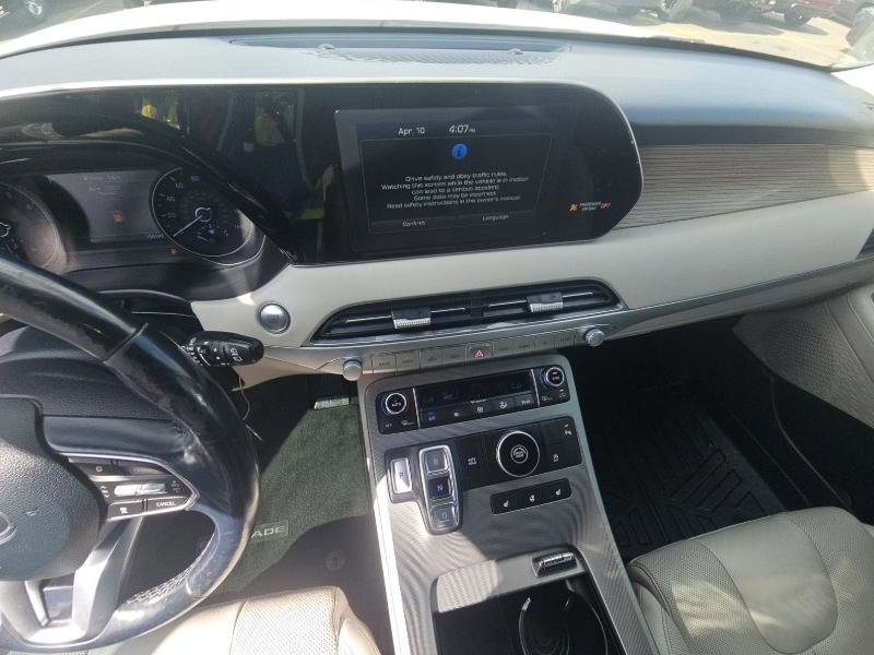Used 2020 Hyundai Palisade SEL w/ Premium Package FWD image 21