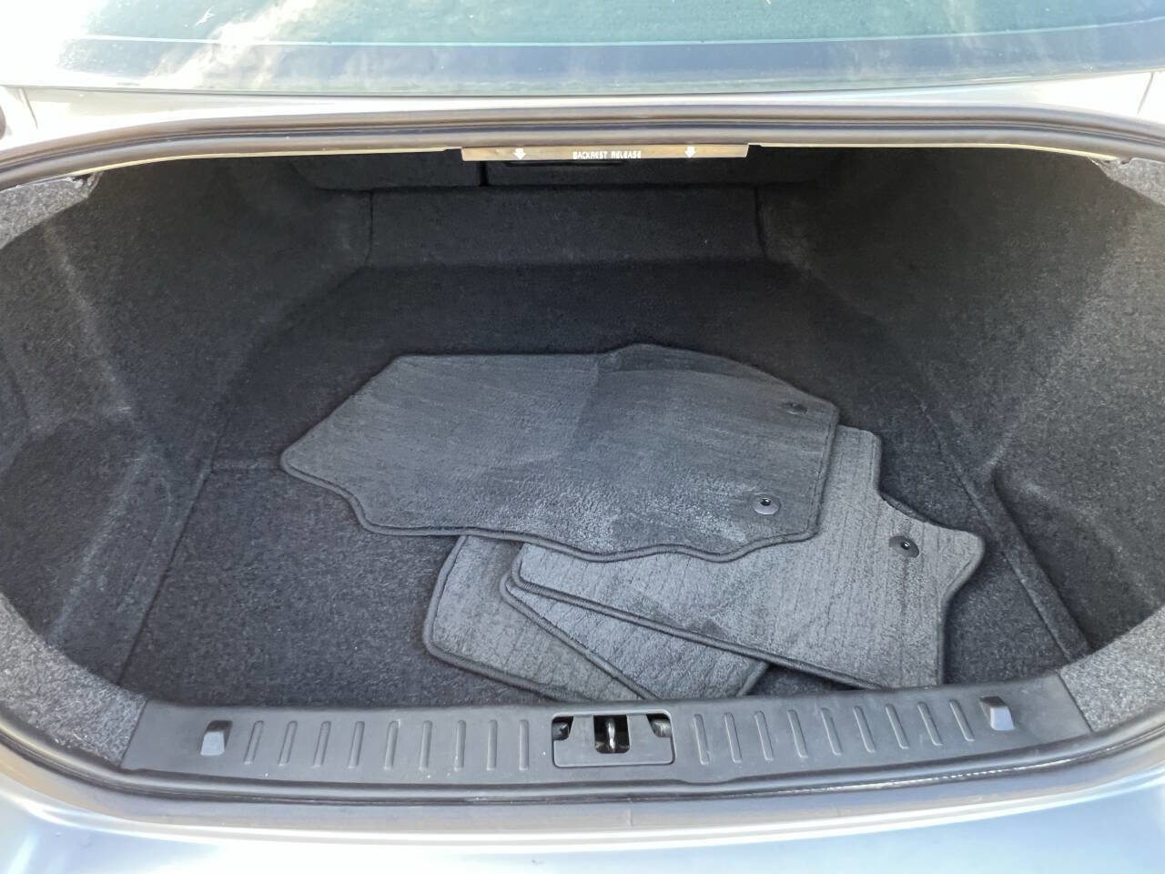 Used 2010 Volvo S80 3.2 image 20