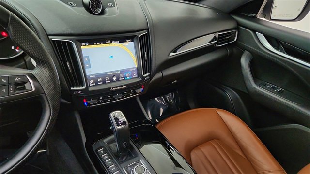 Used 2020 Maserati Levante S image 44