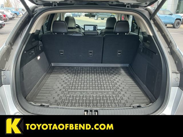 Used 2023 Lincoln Nautilus Reserve image 17