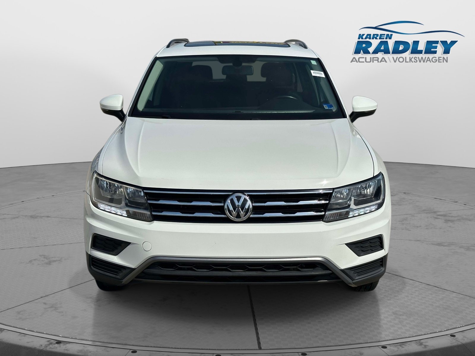 Used 2018 Volkswagen Tiguan SE w/ Panoramic Sunroof Package AWD/4WD image 5