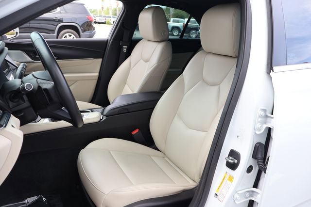 Used 2023 Cadillac CT4 Luxury w/ Sun And Sound Package image 14