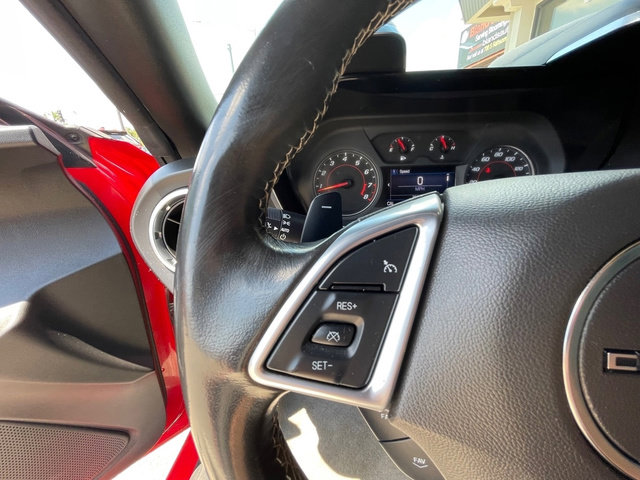 Used 2020 Chevrolet Camaro LT image 19