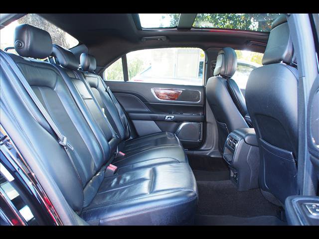 Used 2019 Lincoln Continental Select image 14