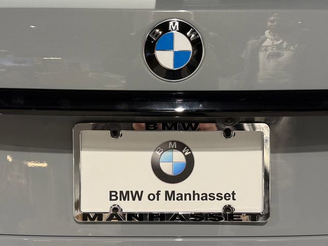 Used 2026 BMW X7 xDrive40i w/ M Sport Package image 40