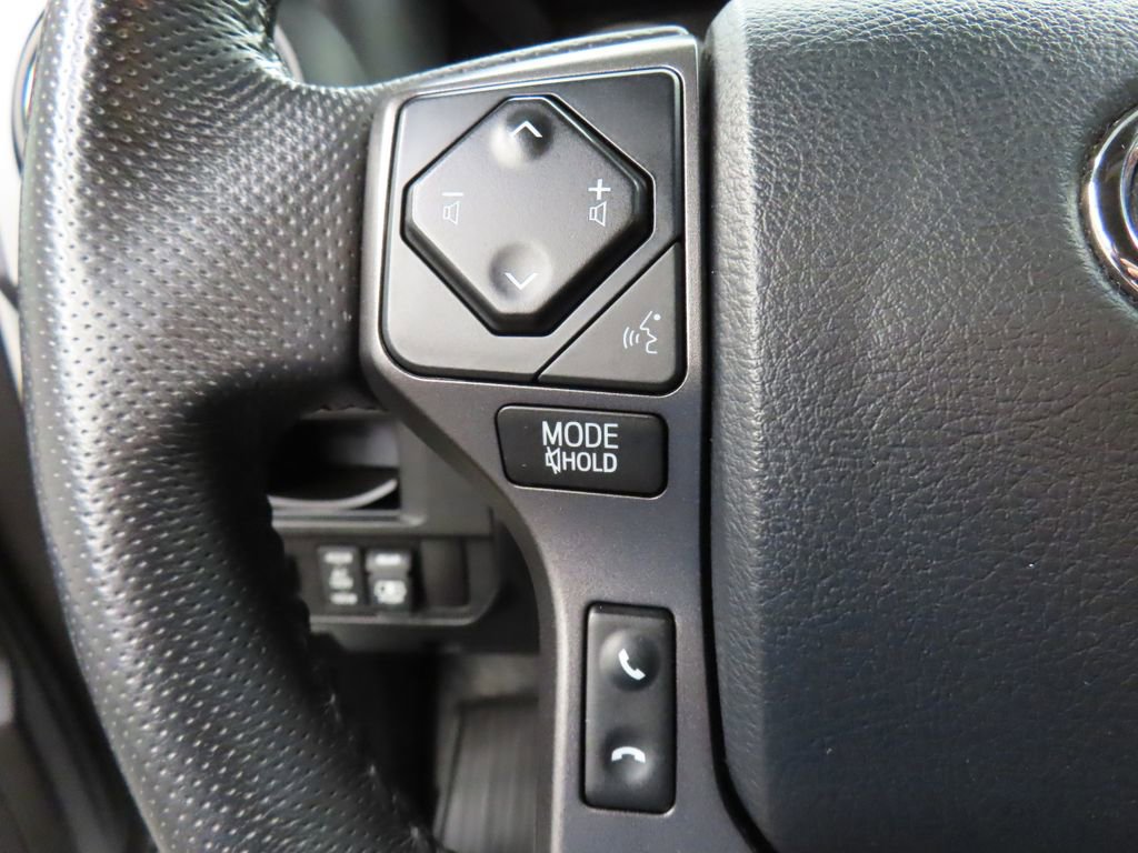 Used 2017 Toyota Tacoma TRD Pro image 42