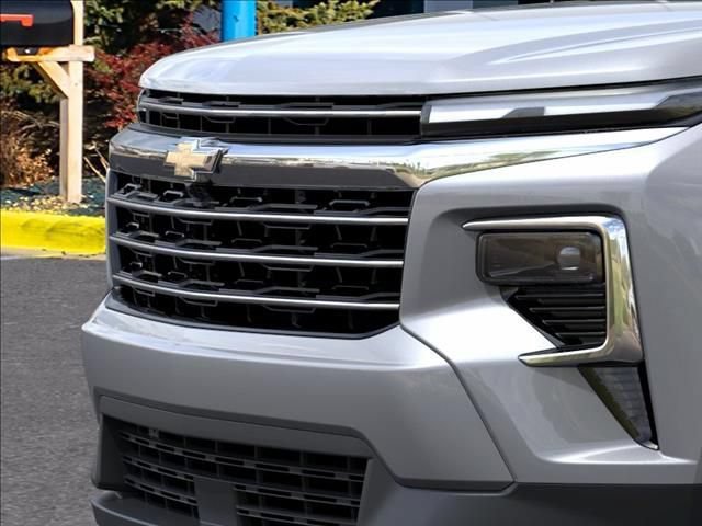 New 2027 Chevrolet Traverse LT w/ LPO, Floor Liner Package FWD image 13