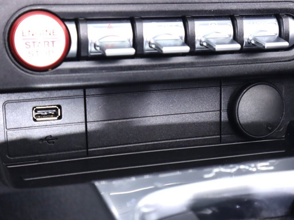 Used 2020 Ford Mustang Premium RWD image 26