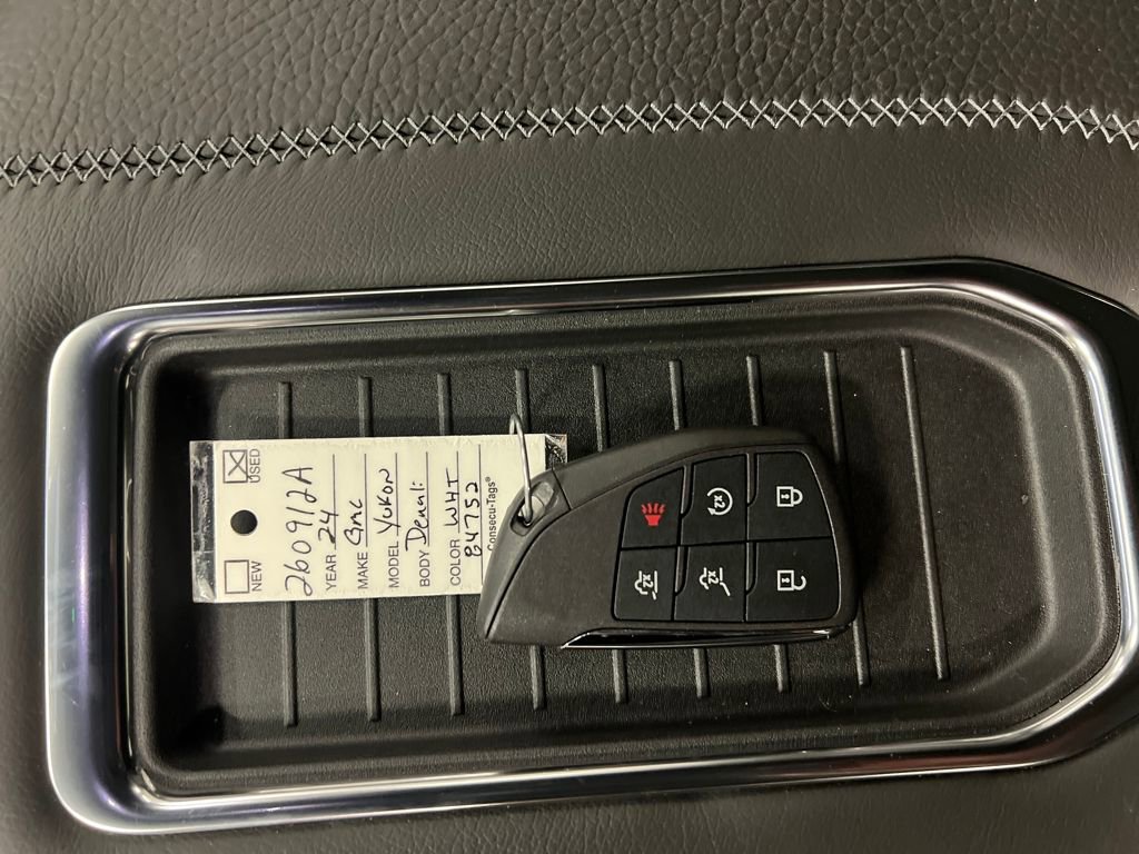 Certified 2024 GMC Yukon Denali w/ Denali Reserve Package image 31