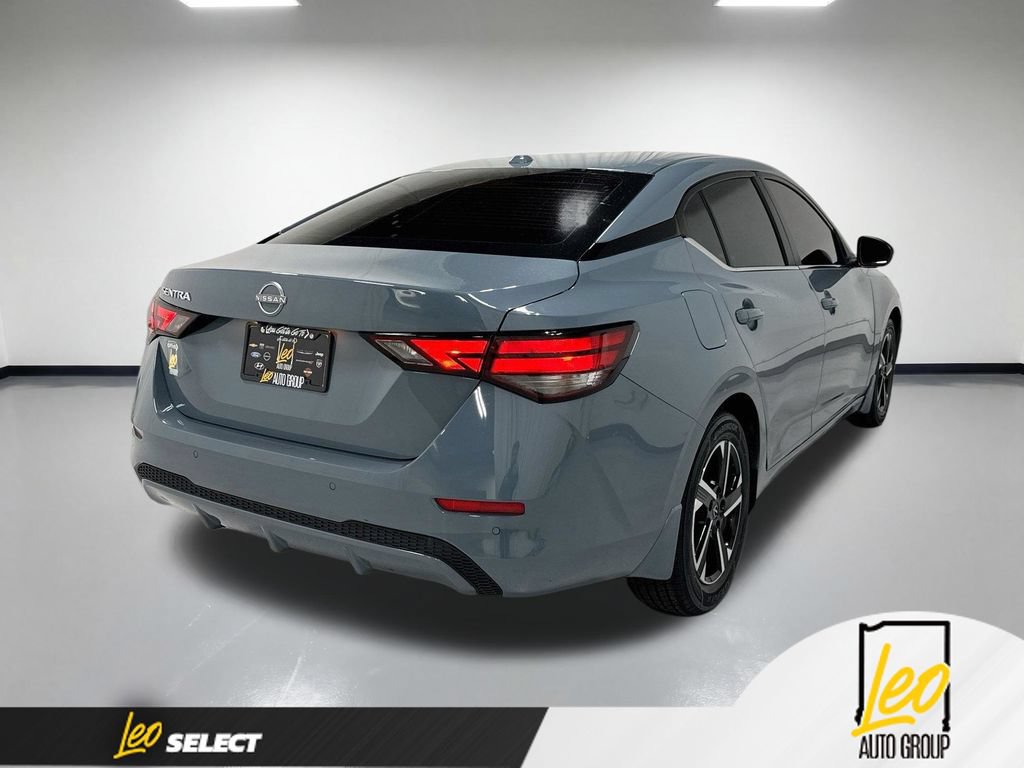 Used 2025 Nissan Sentra SV FWD image 8