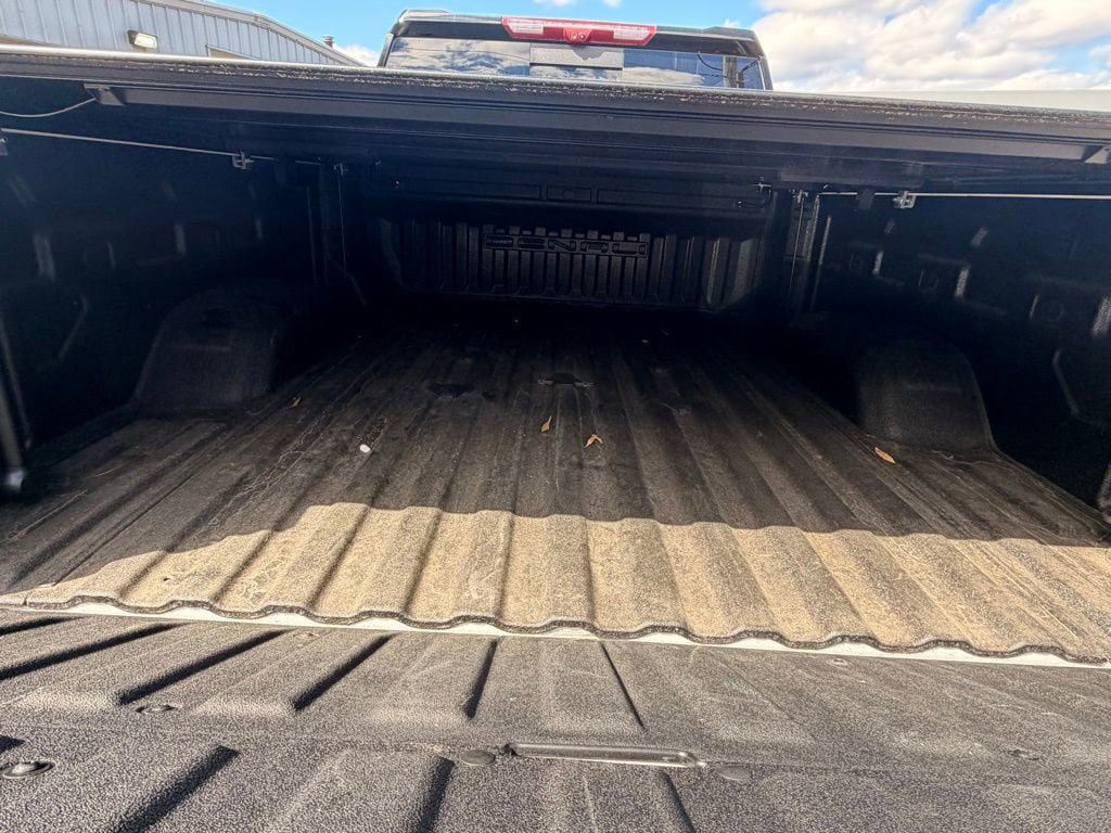 Used 2024 GMC Sierra 3500 Denali Ultimate image 28