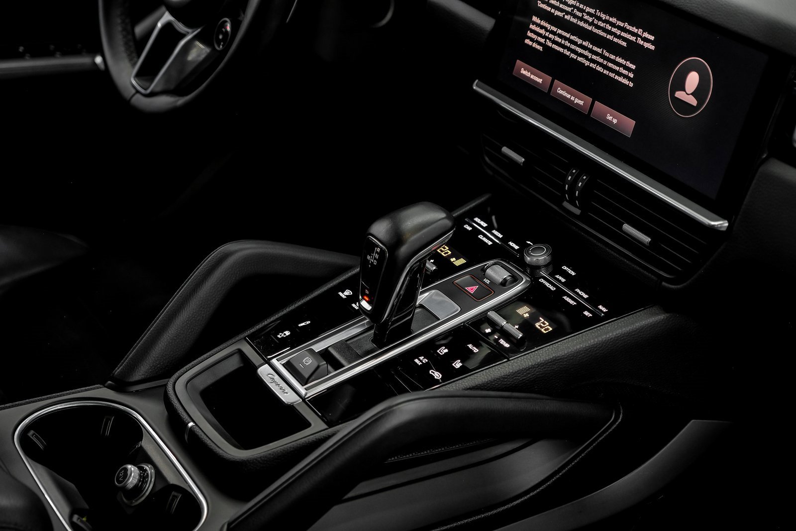 Used 2023 Porsche Cayenne Coupe image 33