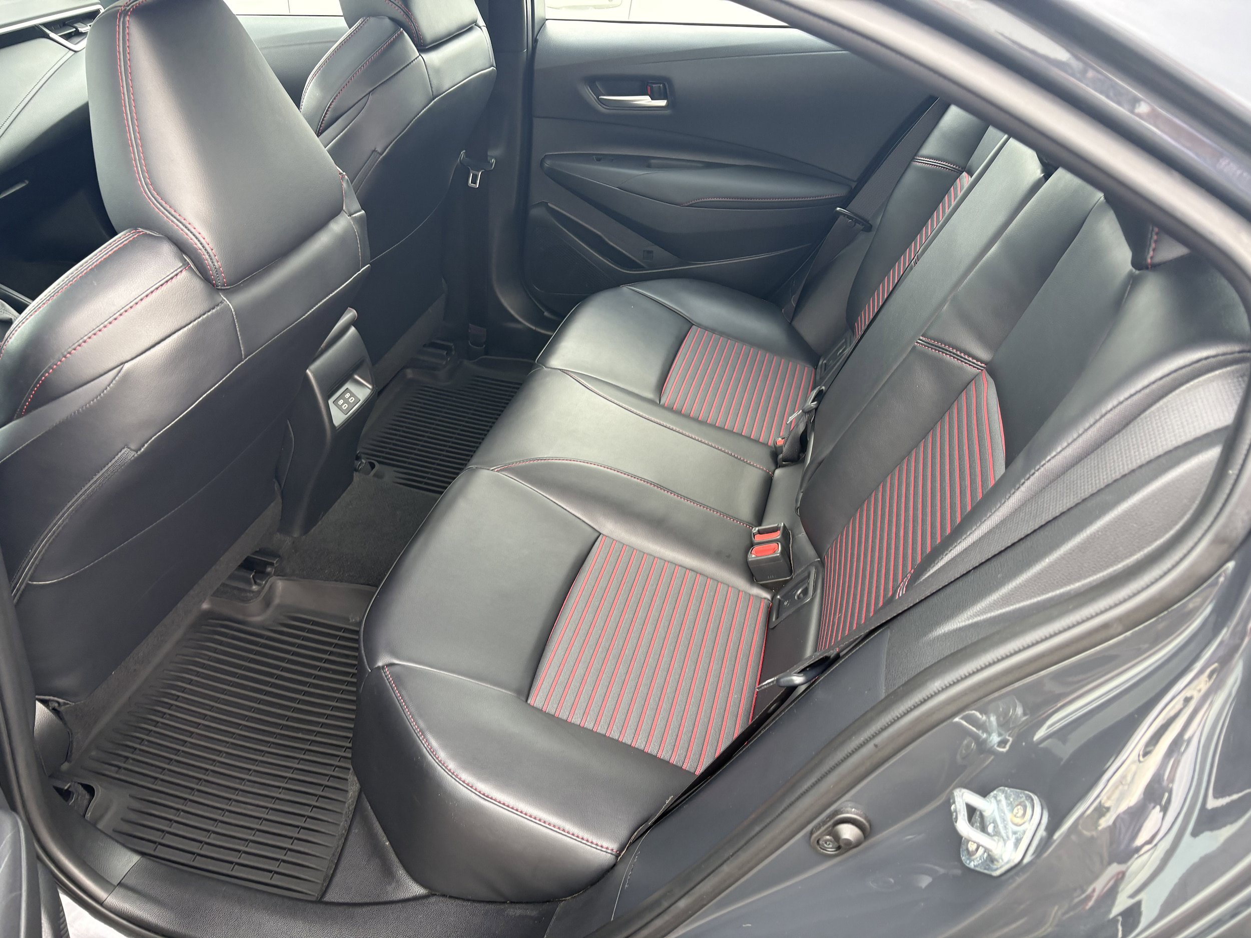 Used 2023 Toyota Corolla XSE w/ Carpet Mat Package (TMS) FWD image 8