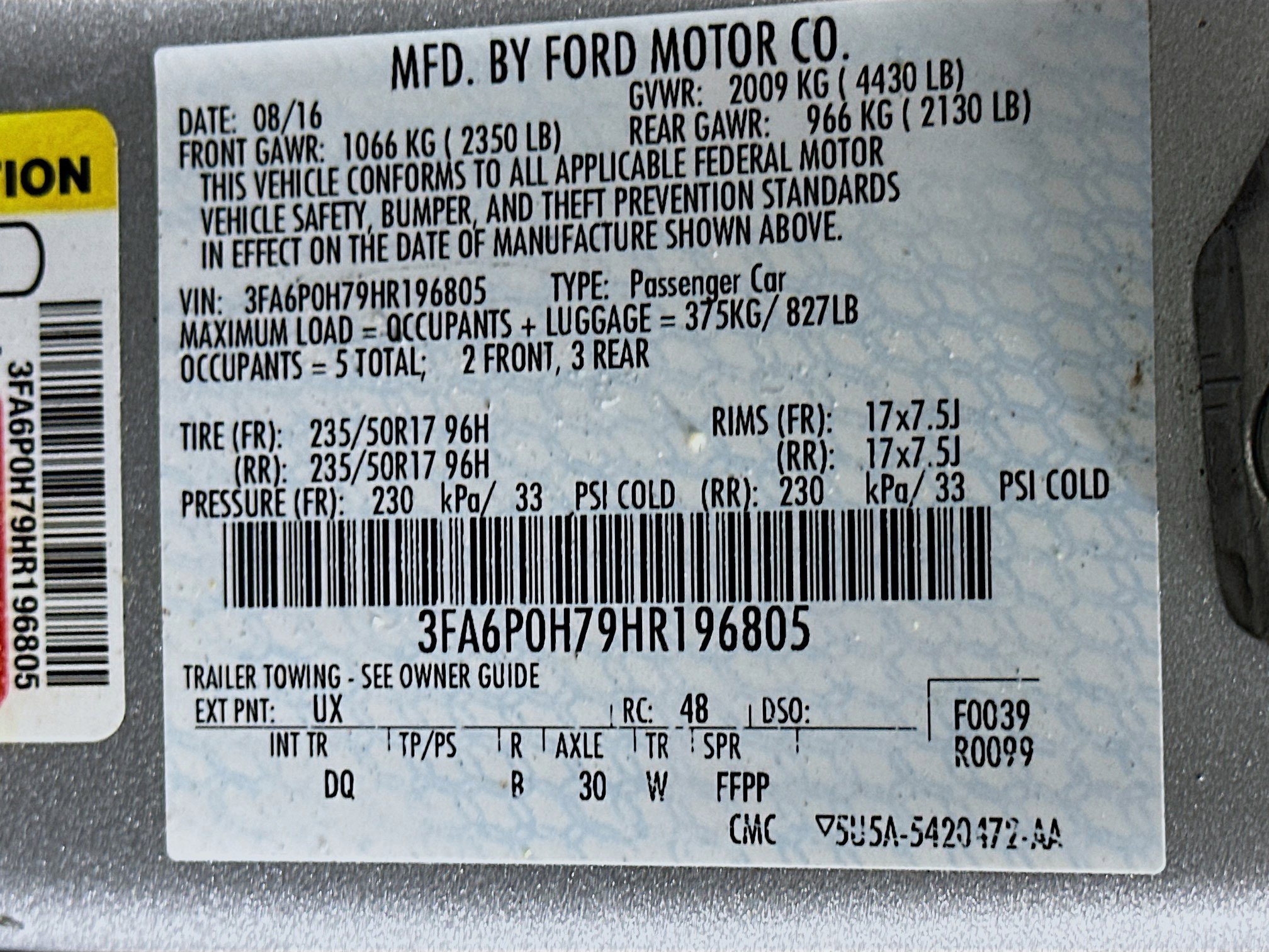 Used 2017 Ford Fusion SE FWD image 12