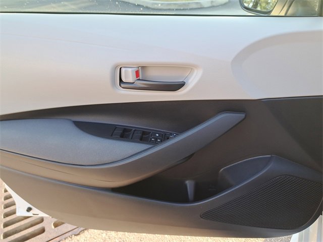 Used 2022 Toyota Corolla LE image 21