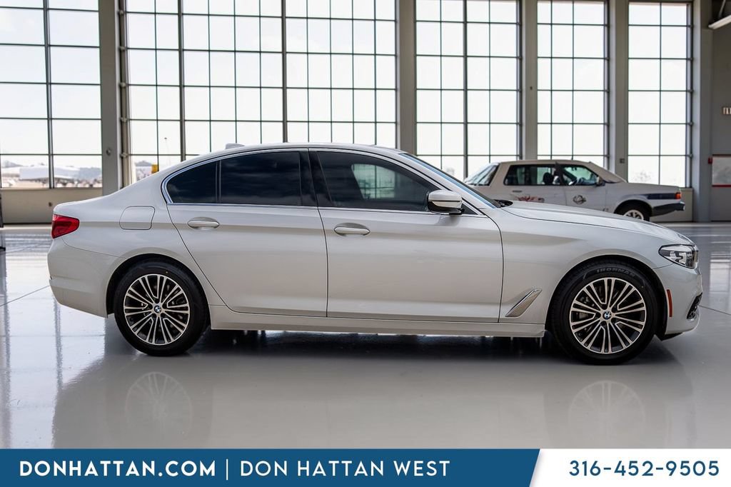 Used 2020 BMW 530i w/ Convenience Package RWD image 36