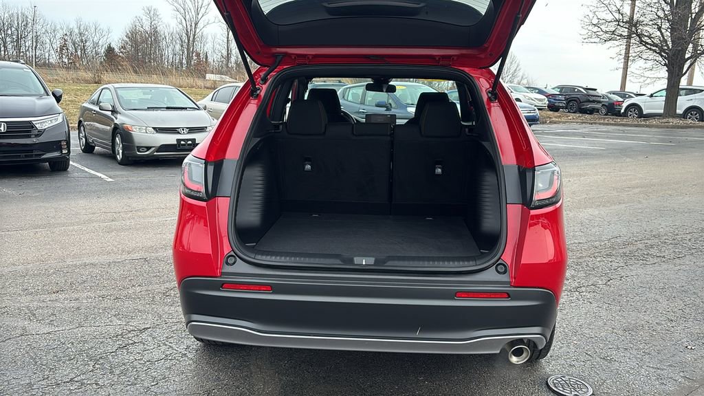 Certified 2025 Honda HR-V Sport image 32