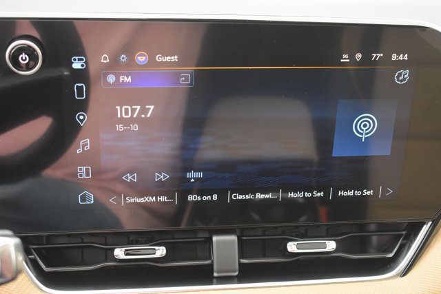New 2027 Chevrolet Equinox ACTIV w/ Convenience Package III FWD image 25