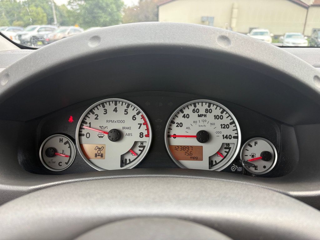 Used 2016 Nissan Frontier PRO-4X AWD/4WD image 14